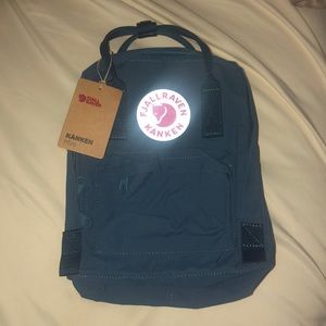 Fjall Raven Kanken Mini Backpack
